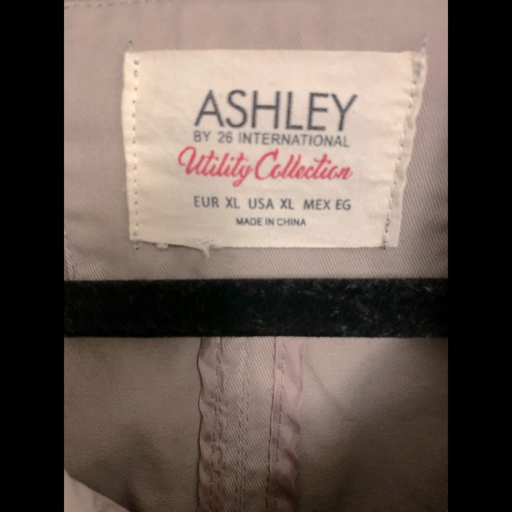 Utility Jacket - Picture 3 of 3